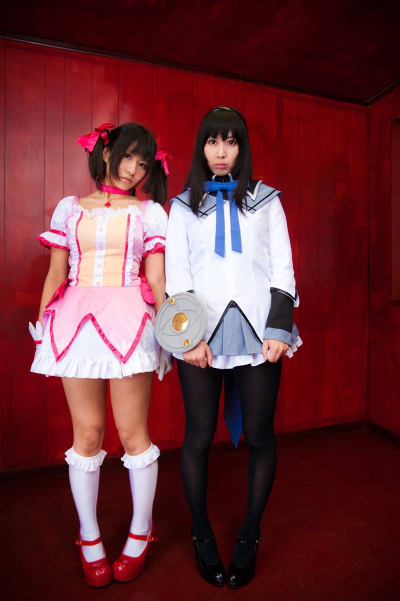 [Cosplay]   cos制服双姐妹